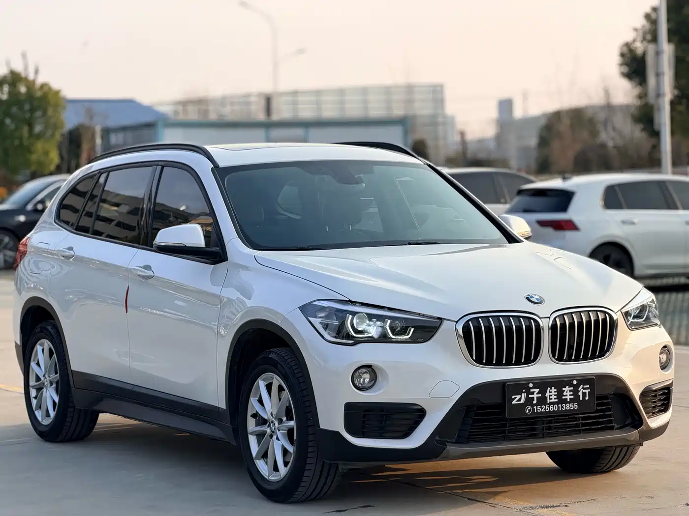 BMW X1 2019 sDrive18Li Fashion Model фото 3