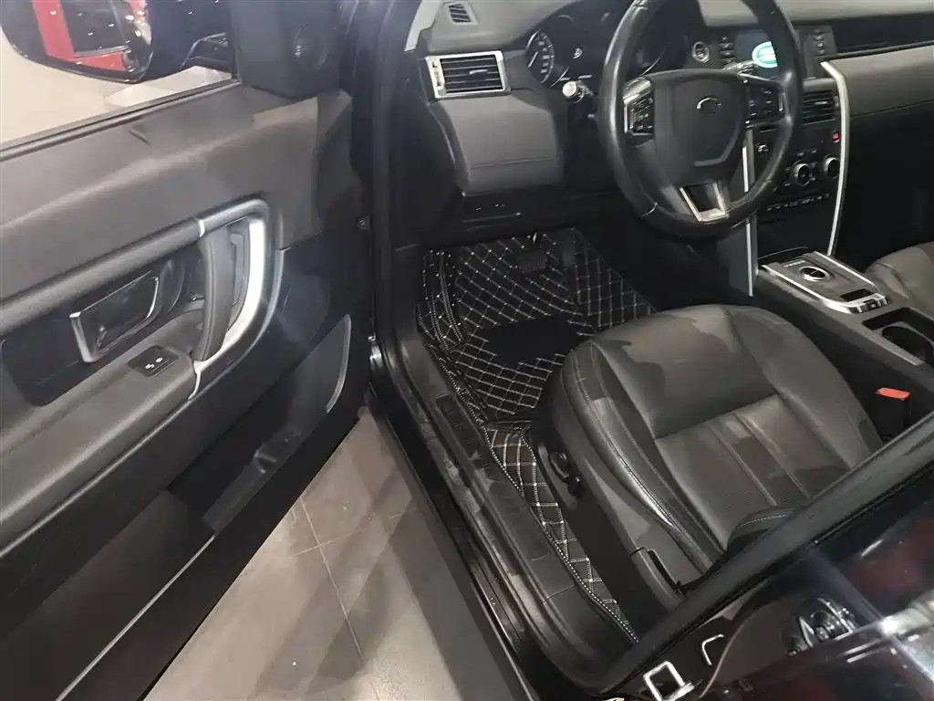 Land Rover Discovery Sport 2017 2.0T SE фото 9