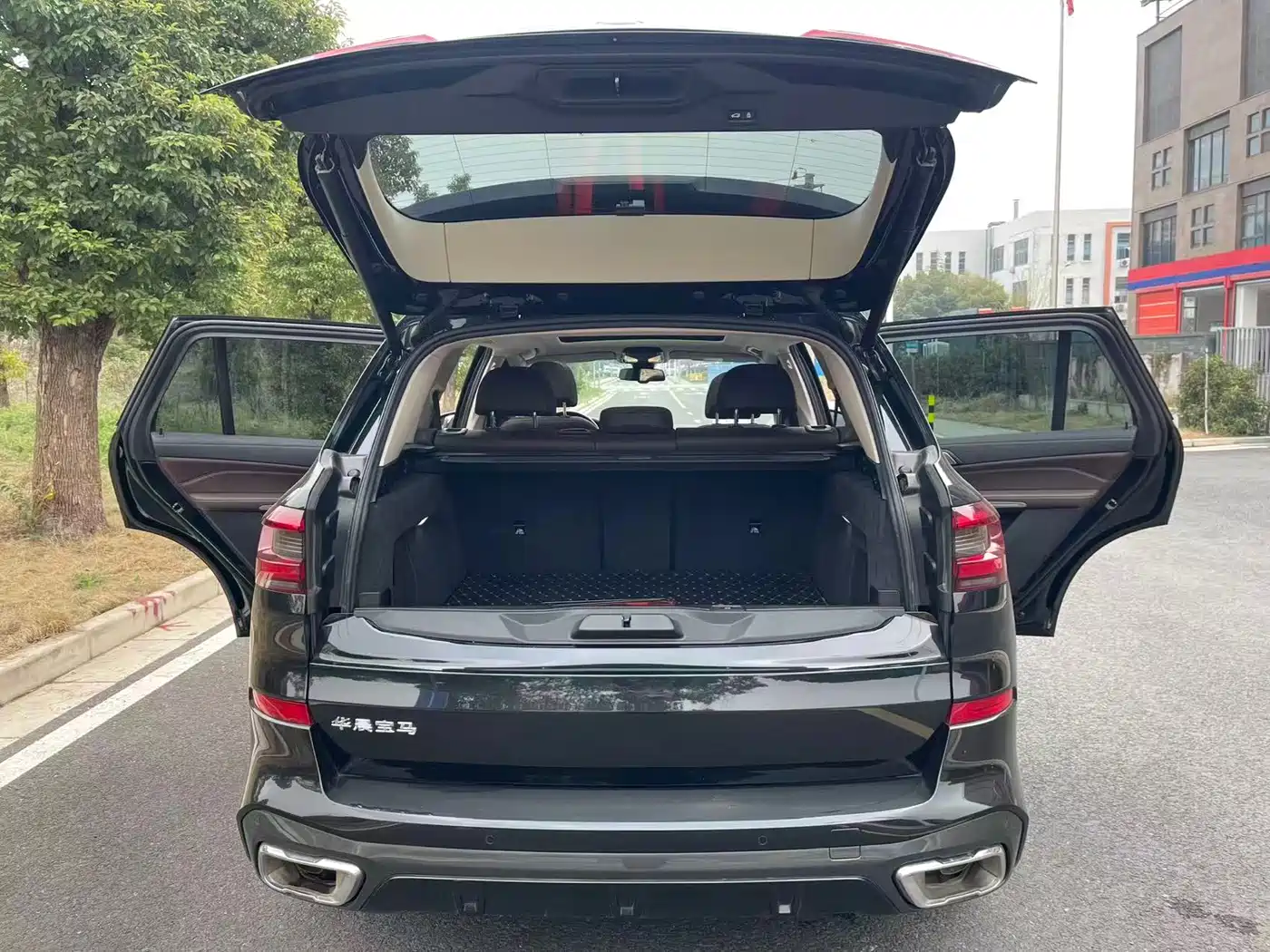 BMW X5 2023 xDrive 30Li Premium M Sport Package фото 15