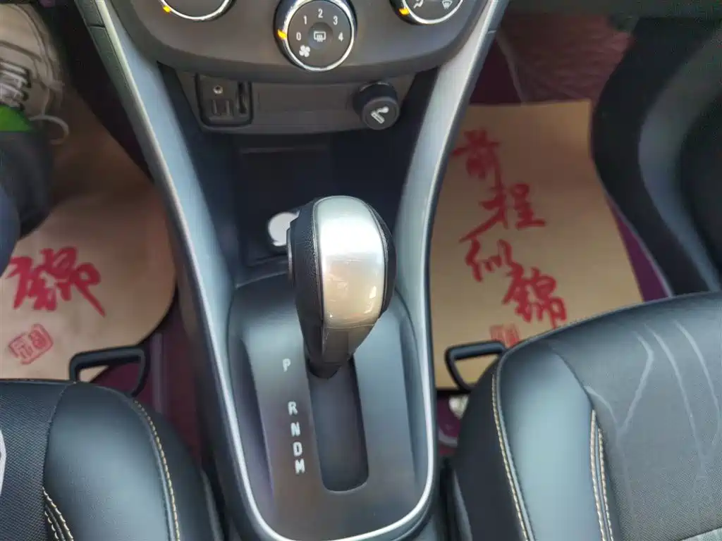 Chevrolet Trax 2018 330T Automatic 2WD Luxury фото 6