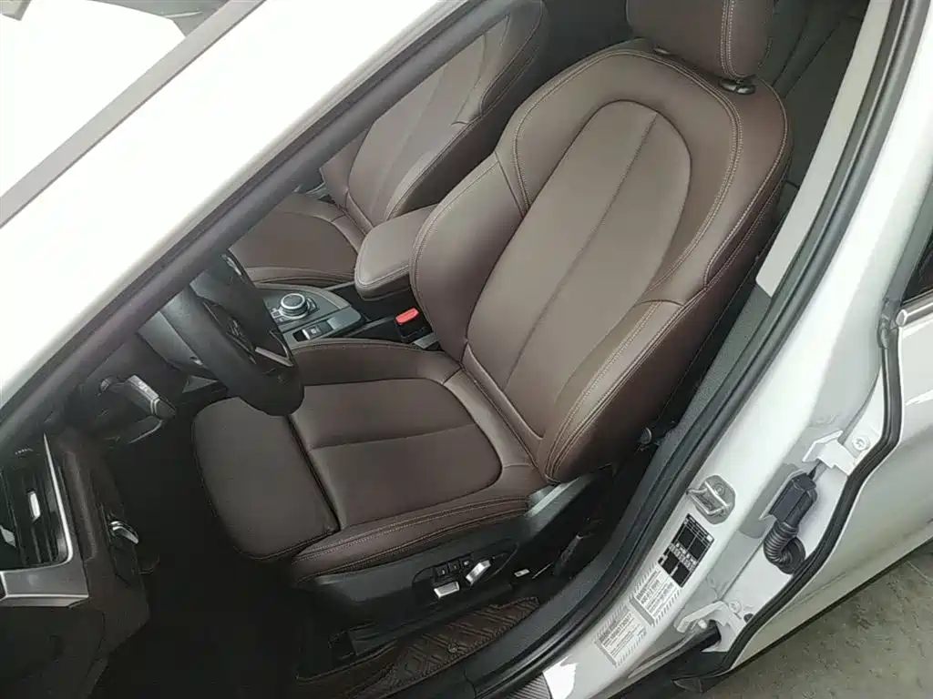 BMW X1 2021 Facelift sDrive20Li Fashion фото 15