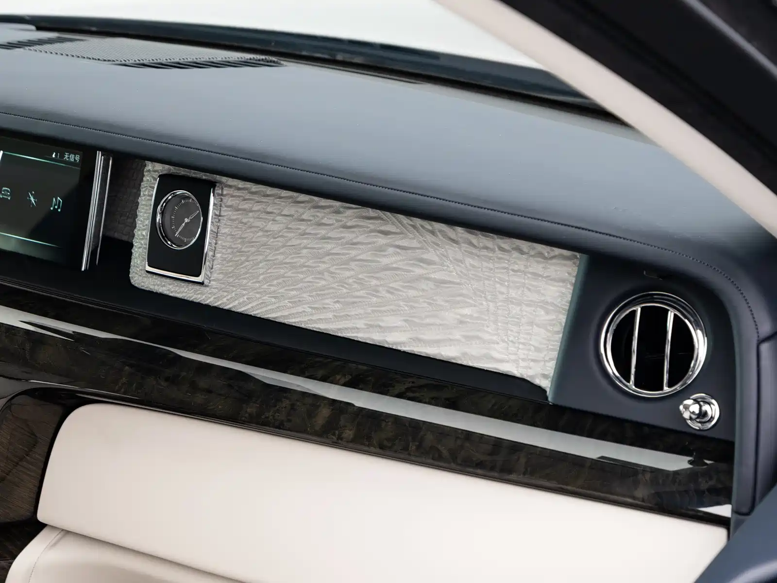 Фото 12 - Rolls-Royce Phantom
