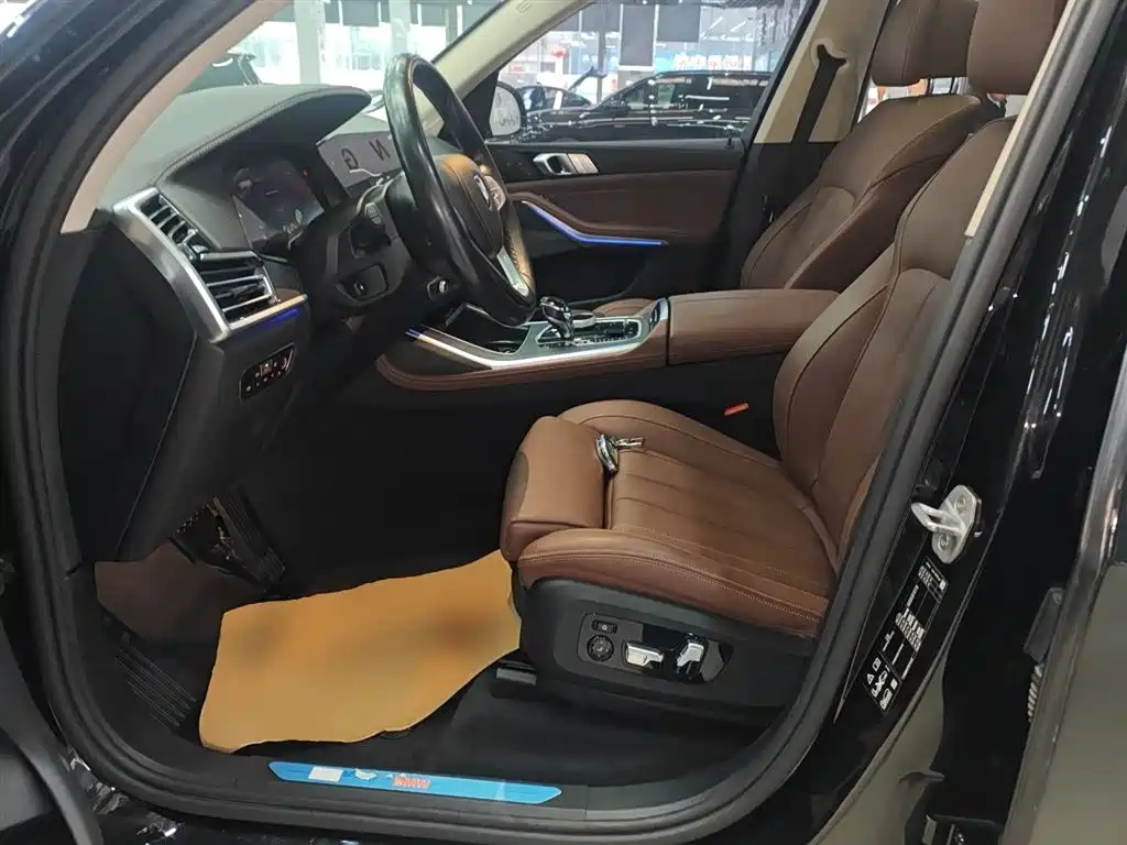 BMW X7 2021 xDrive40i Leading Luxury Package фото 15