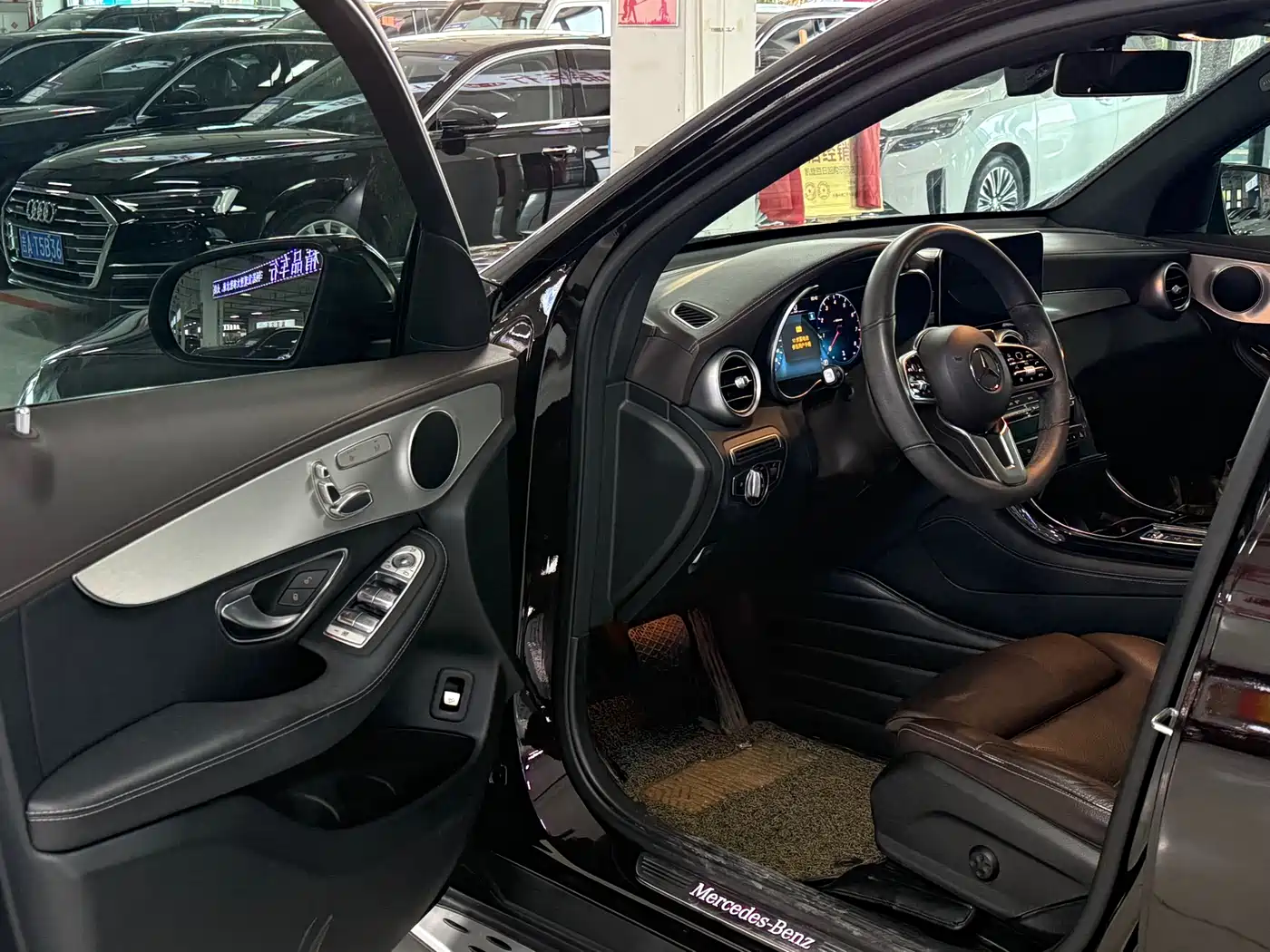 Mercedes-Benz GLC 2021 GLC 260 L 4MATIC Sporty фото 8
