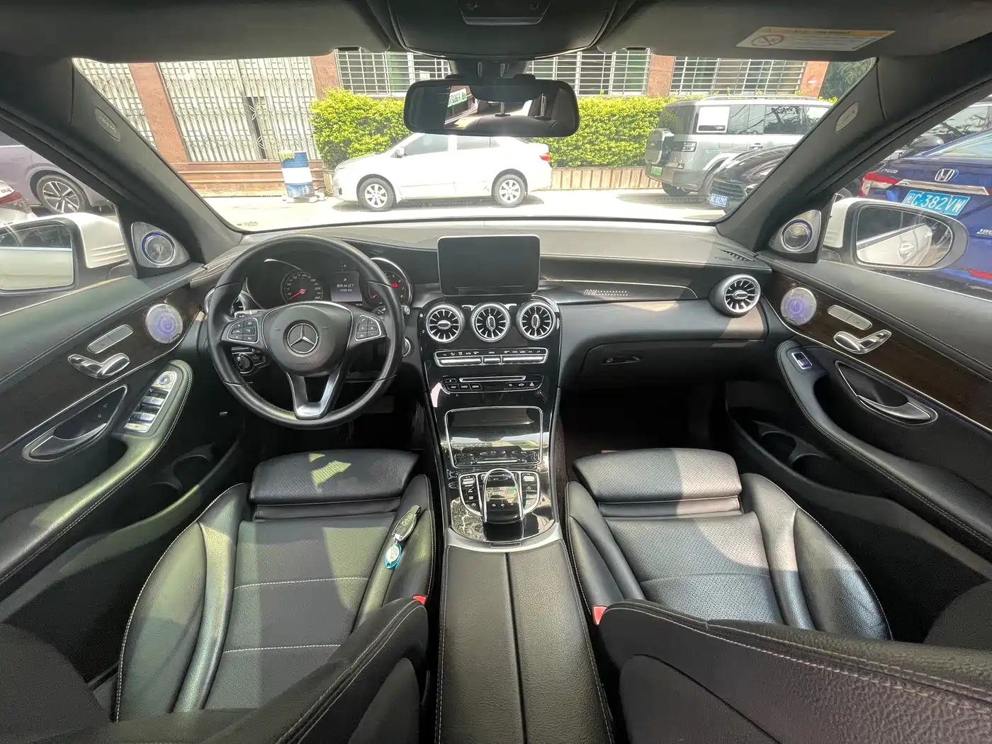 Mercedes-Benz GLC 2017 GLC 260 4MATIC Dynamic фото 11