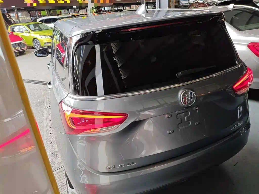 Buick GL6 2018 18T 6-Seater Luxury фото 5