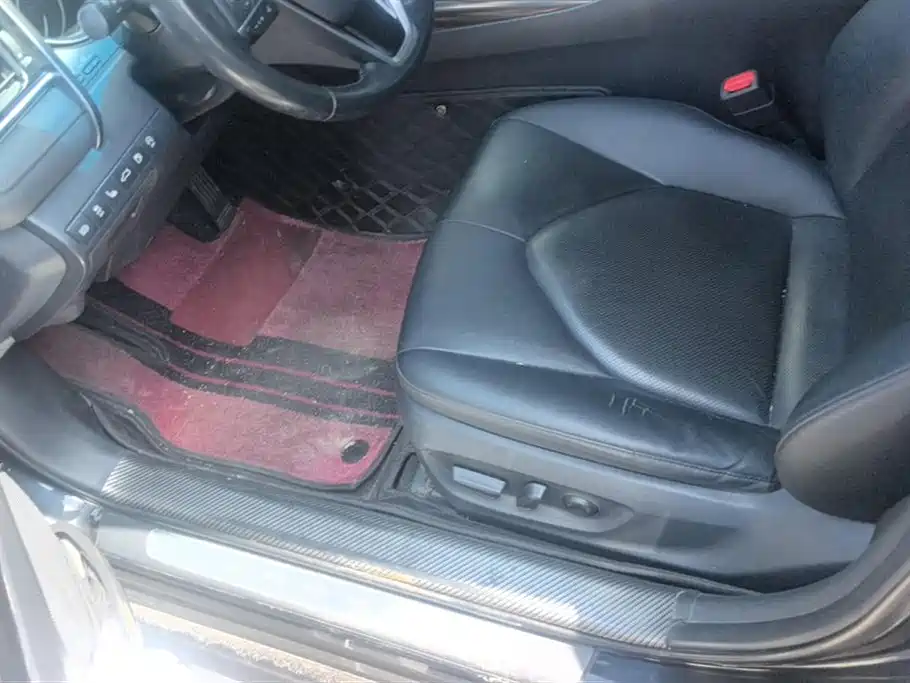 Toyota Camry 2018 2.0G Luxury Edition фото 9