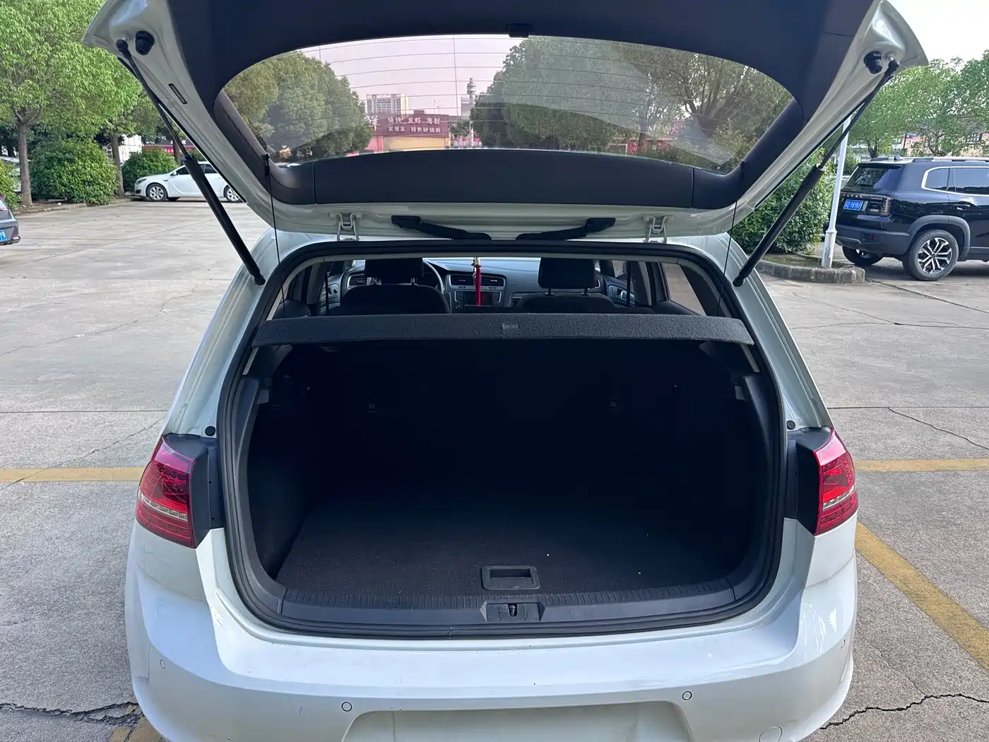 Volkswagen Golf 2016 230TSI Automatic Comfort фото 15