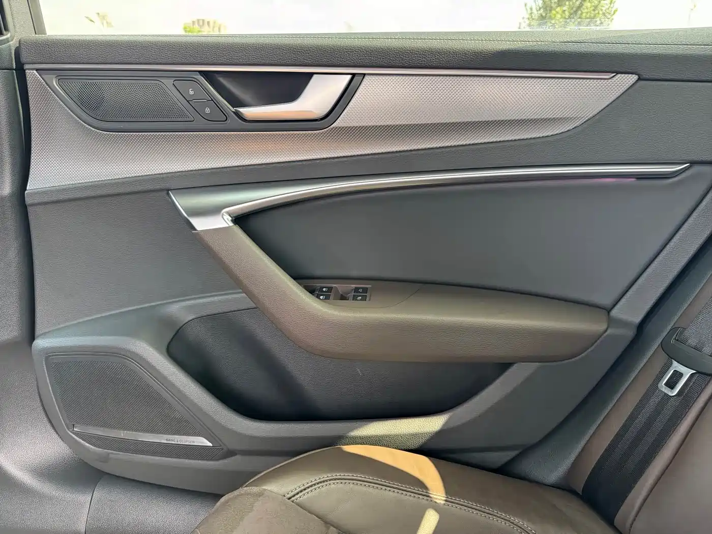 Photo 16 - Audi A7L