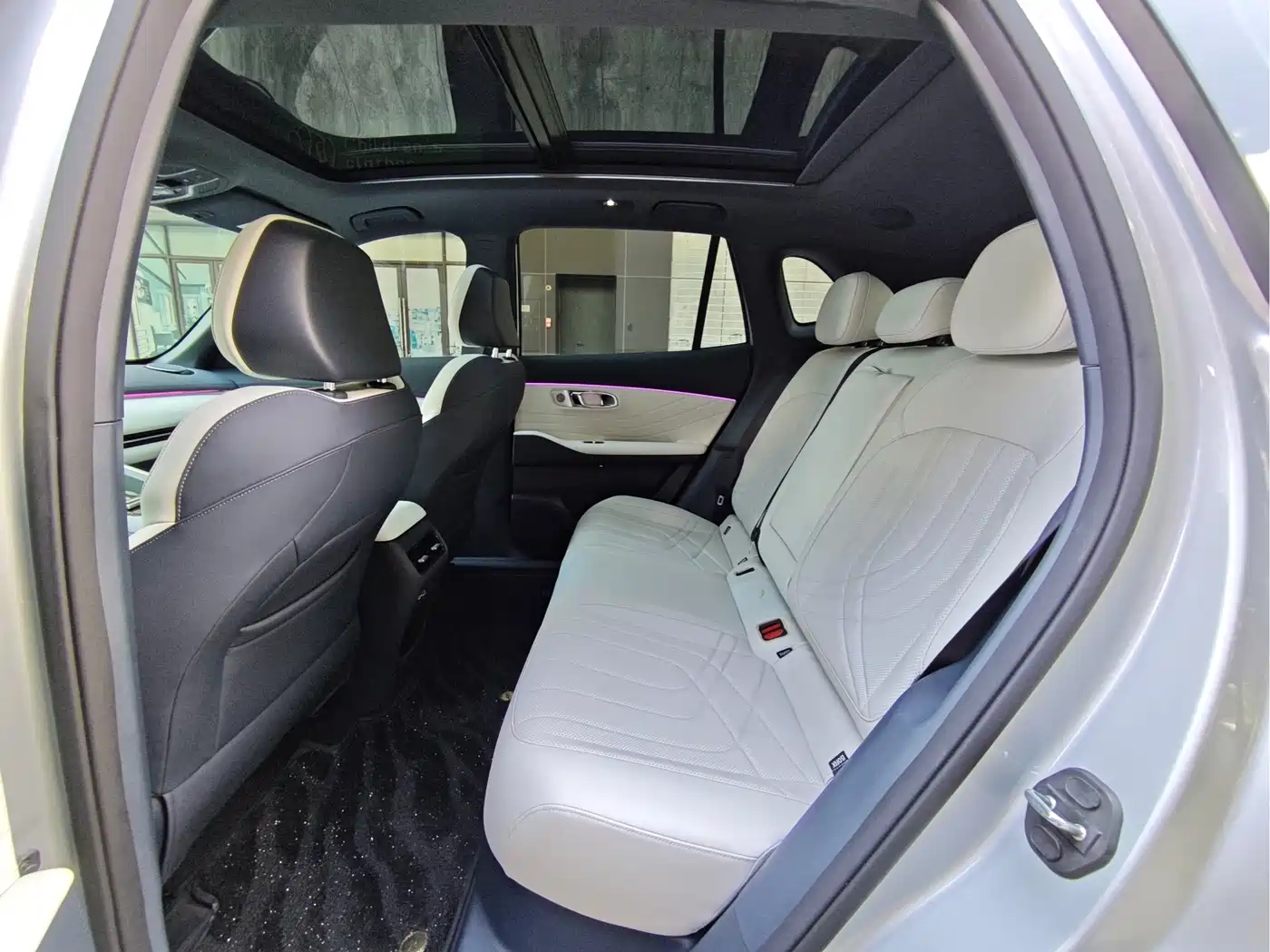 Geely Galaxy Galaxy Starship 7 EM-i 2025 Model 120km Explorer+ Edition фото 7
