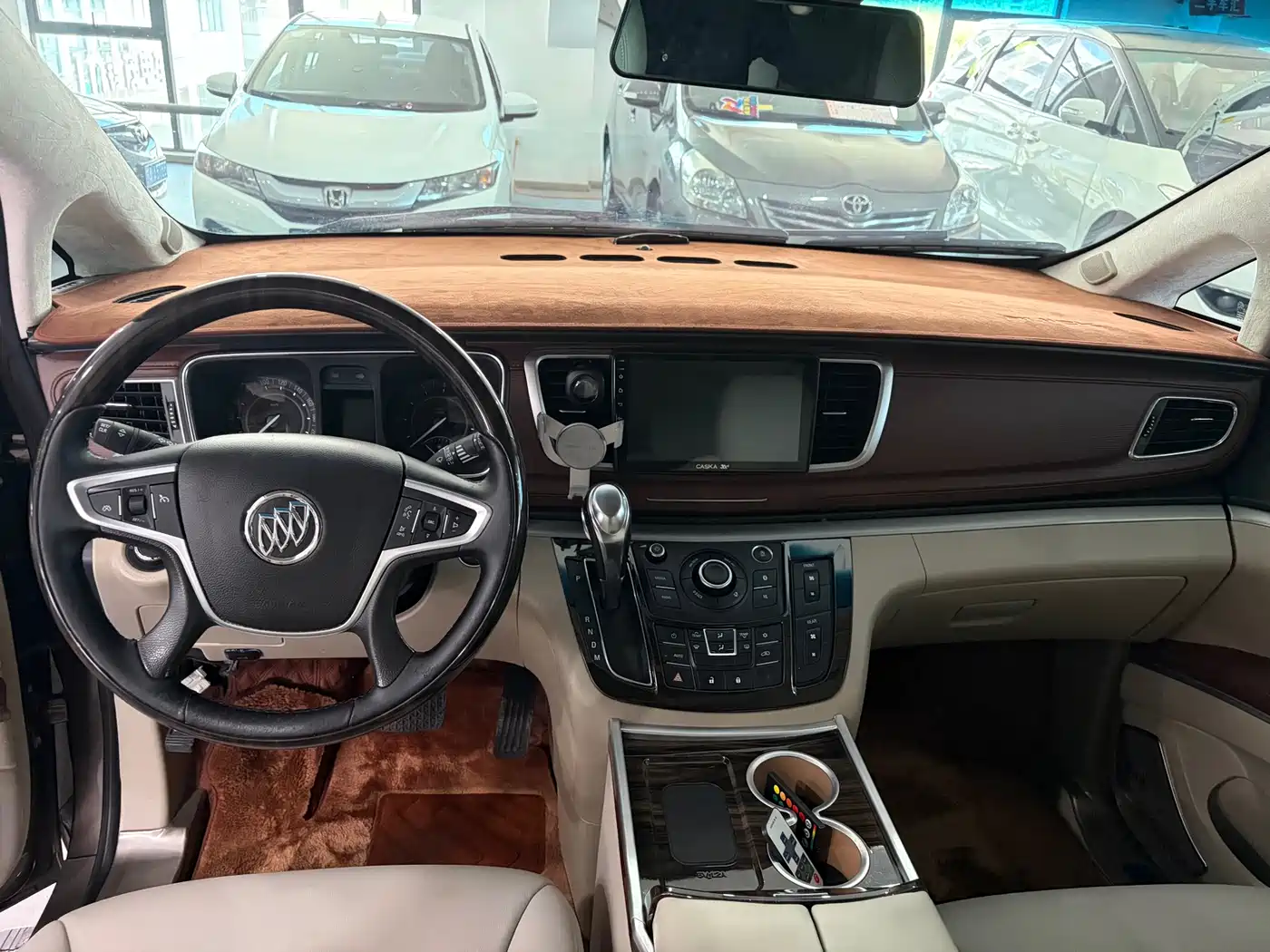 Buick GL8 2017 25S Luxury China V фото 12