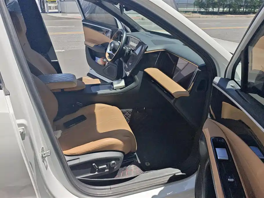 Geely Galaxy Galaxy L7 2024 1.5T 115km Starship Soaring Dragon Edition фото 8