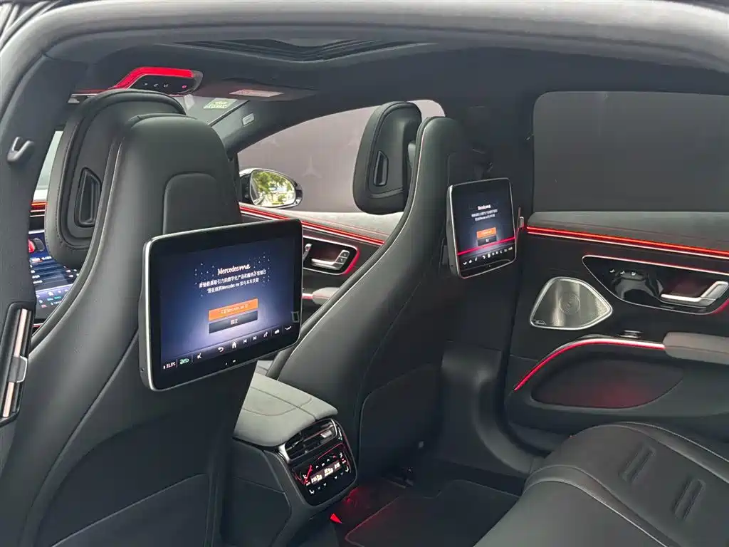 MERCEDES-BENZ EQS AMG