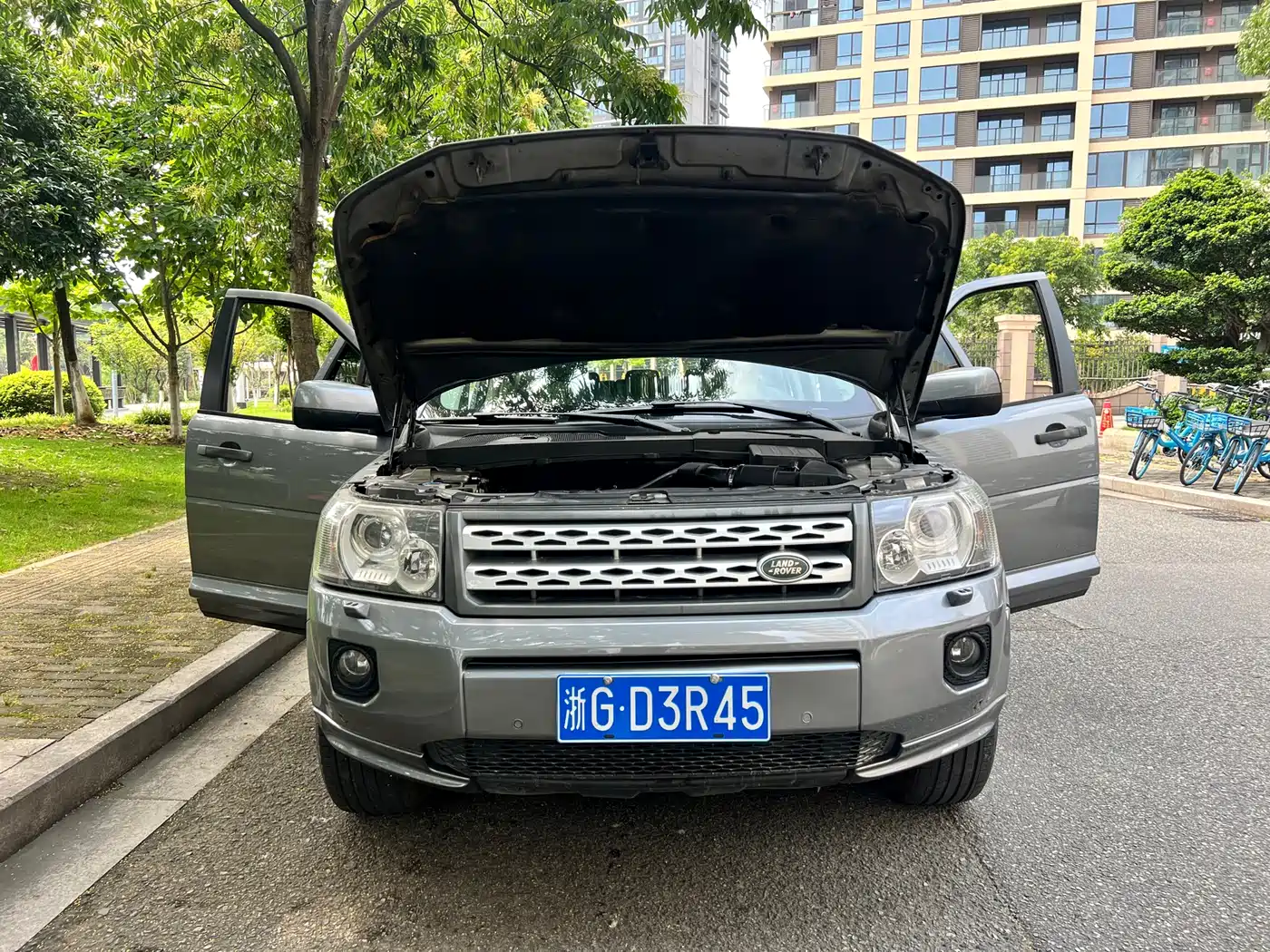 Land Rover Freelander 2 2012 2.0T Si4 SE Petrol фото 24