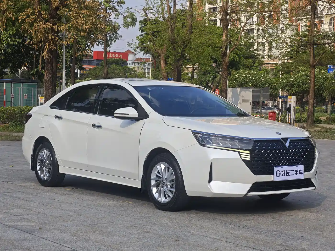 Venucia D60 2022 2021 PLUS 1.6L XL CVT Joy Leader Edition