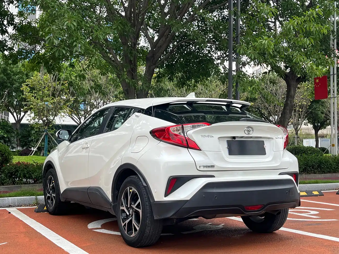 Toyota C-HR 2020 Model 2.0L Comfort фото 7