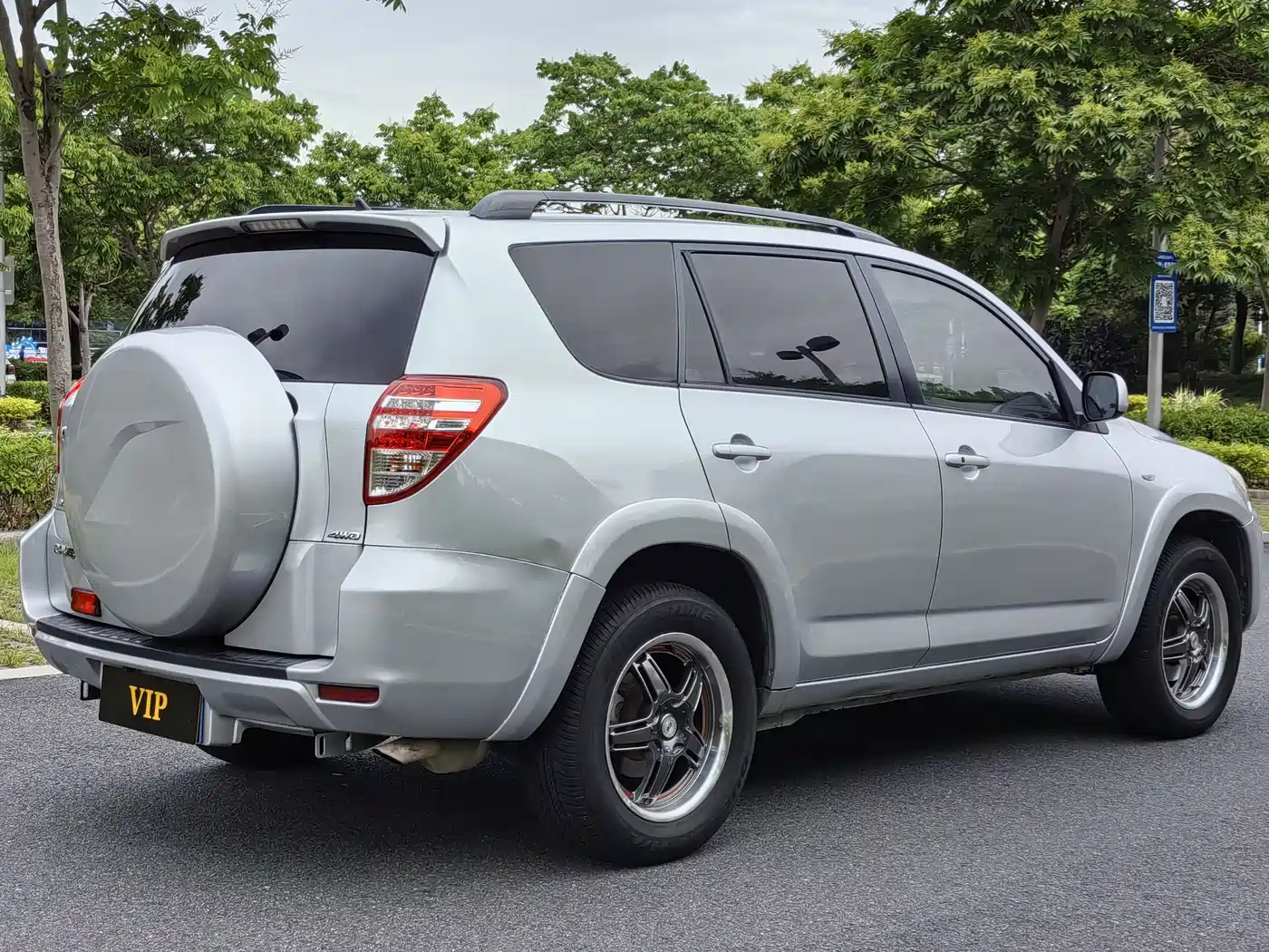Toyota RAV4 Rongfang 2009 2.4L Automatic Luxury Edition фото 5