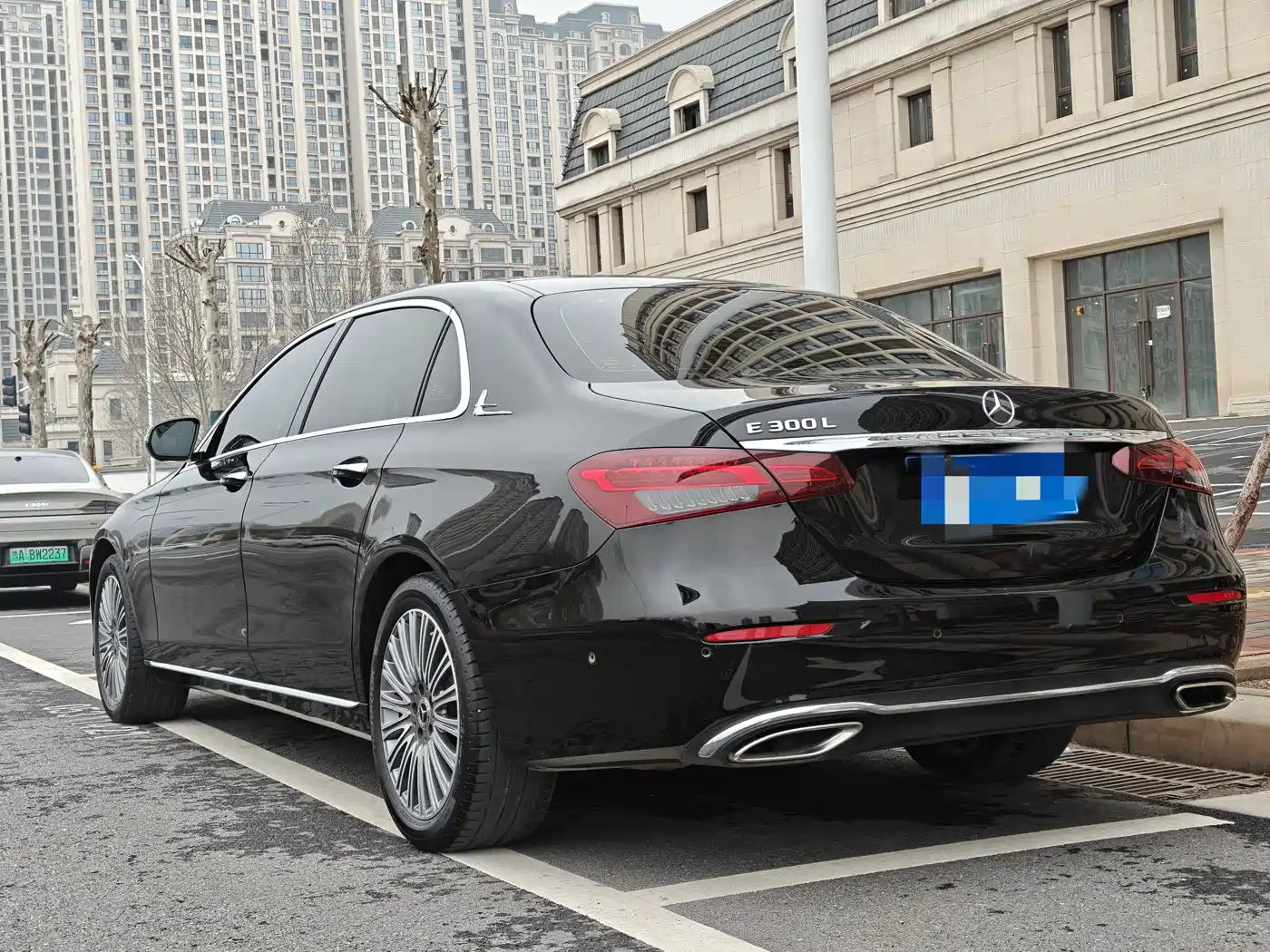 MERCEDES-BENZ E CLASS