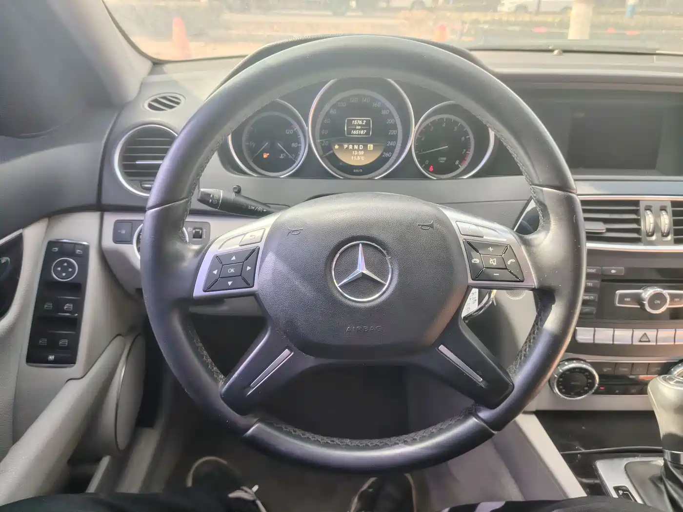 Mercedes-Benz C-Class 2011 C 180K Classic фото 20