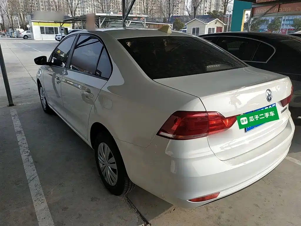Volkswagen Santana 2016 1.4L Manual Trend Edition фото 5