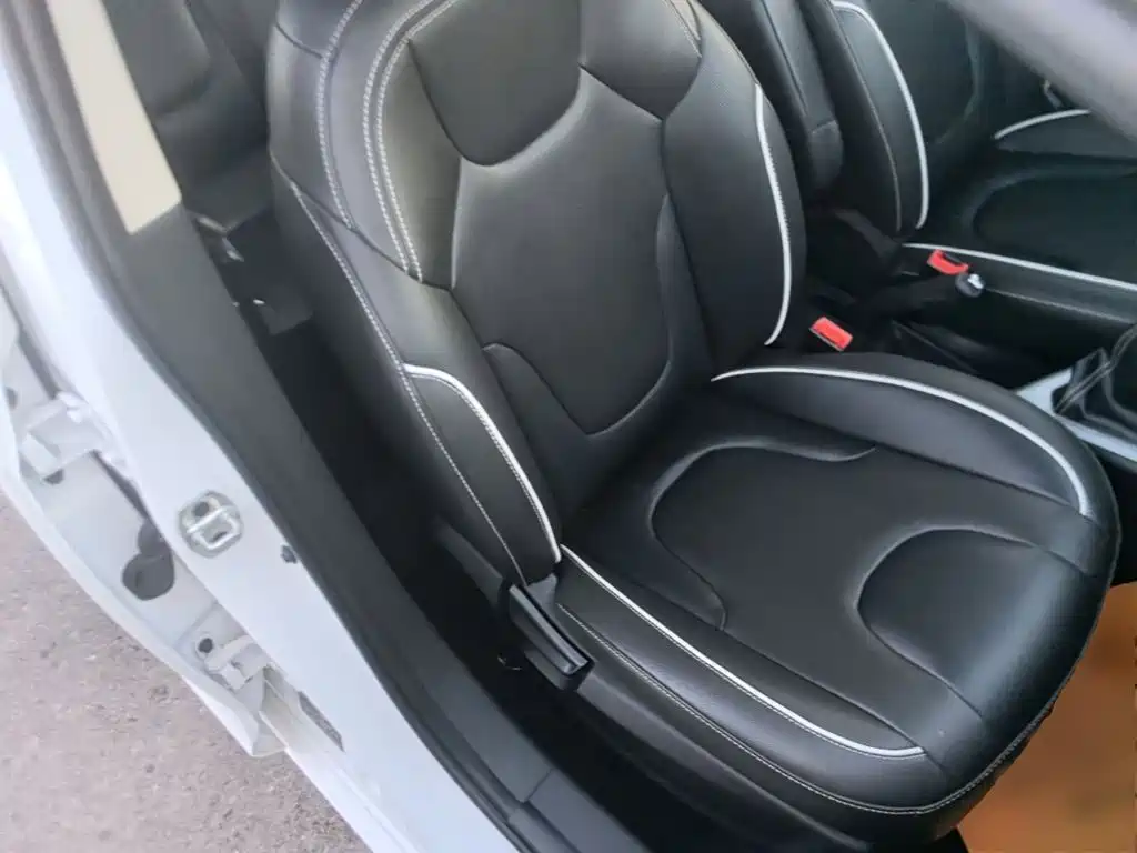 JAC Motors Refine S2 2015 2015 1.5L Manual Luxury Smart