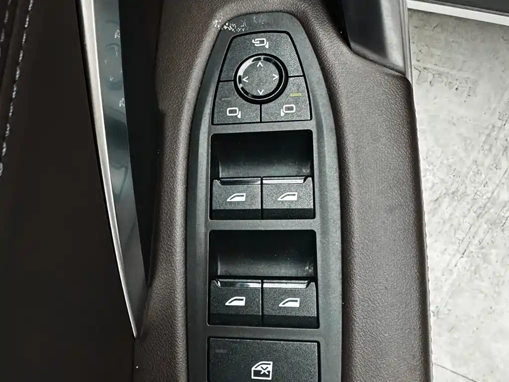 BMW X1 2023 sDrive20Li X Design Package фото 16