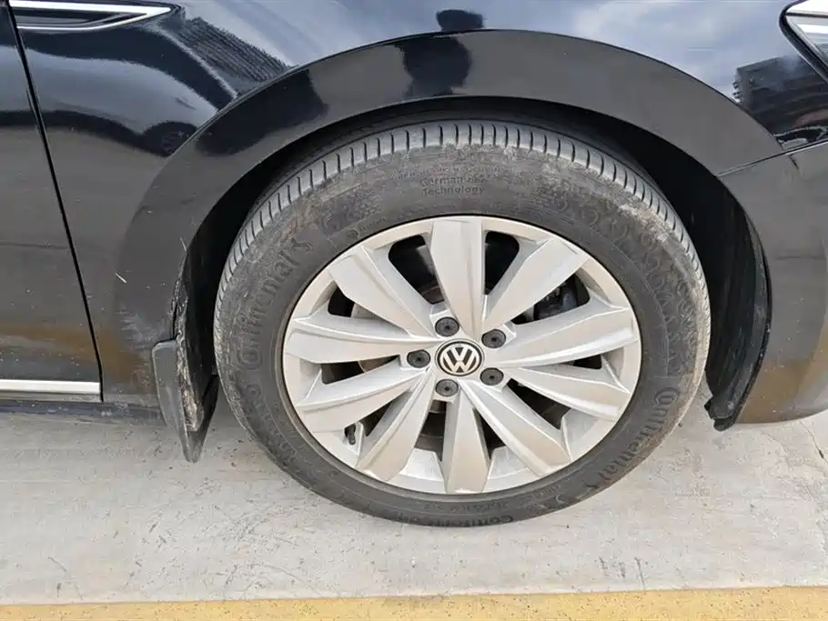 Volkswagen Passat 2019 330TSI Elite (China V) фото 6