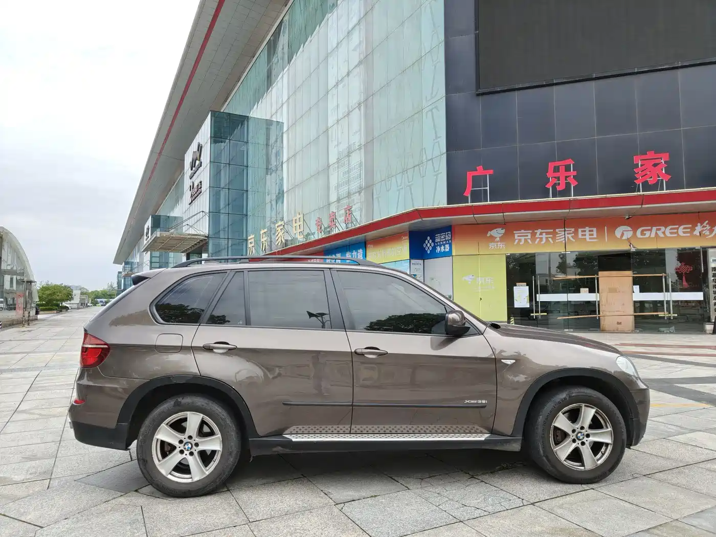 BMW X5 (Import) 2011 xDrive35i Leading Edition фото 4