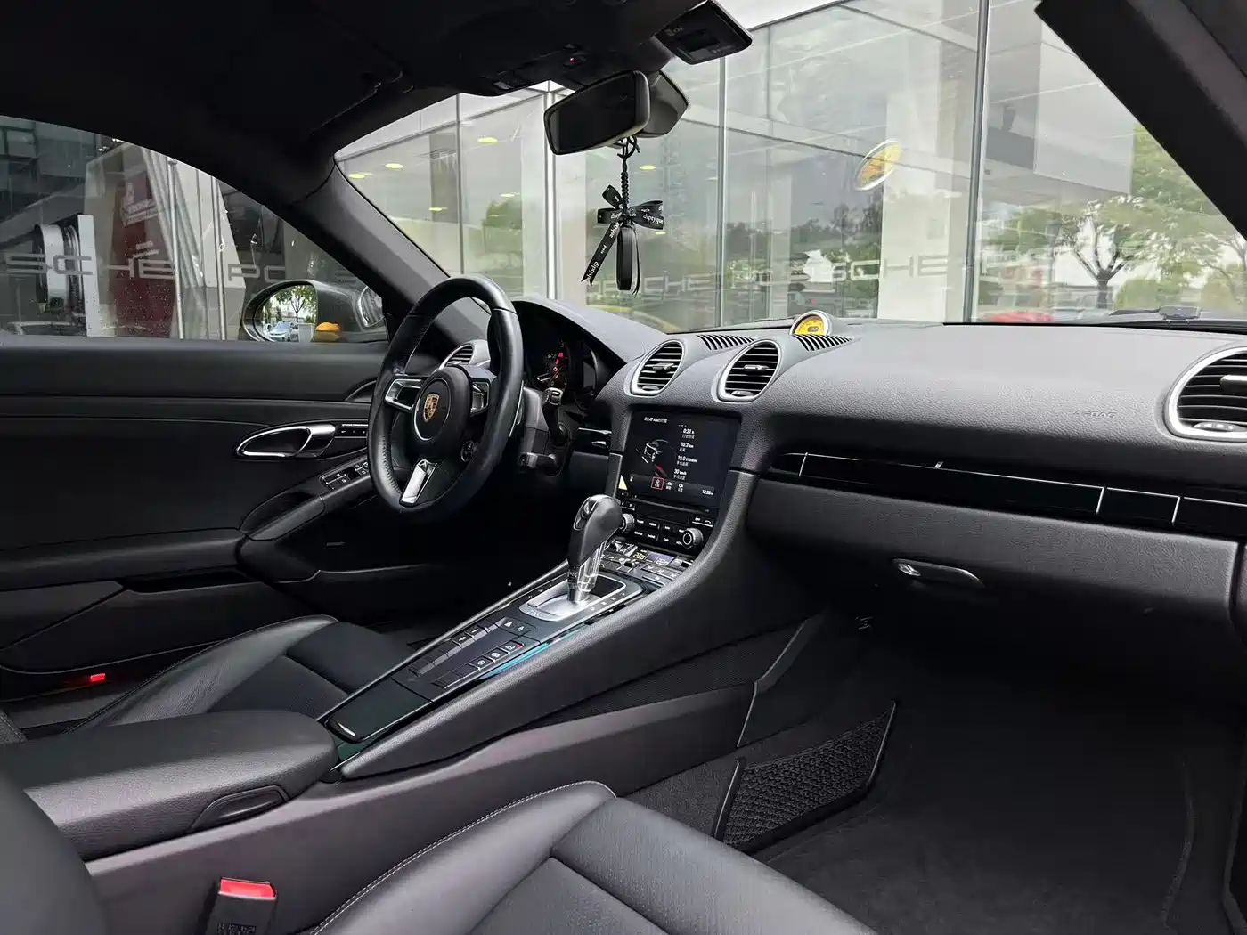 Porsche 718 2022 Cayman T 2.0T фото 8