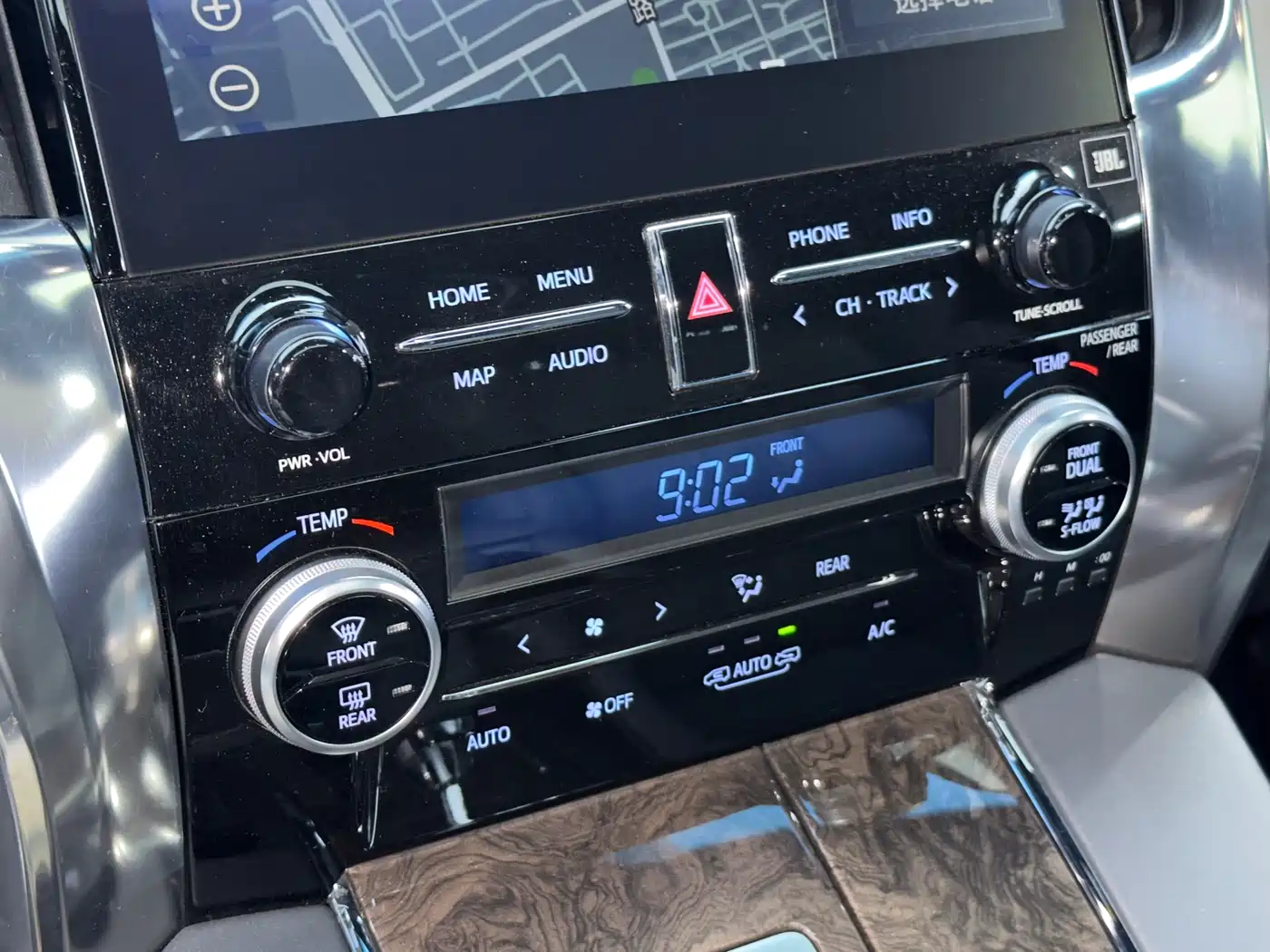 Toyota Alphard 2021 Hybrid 2.5L Premium фото 11