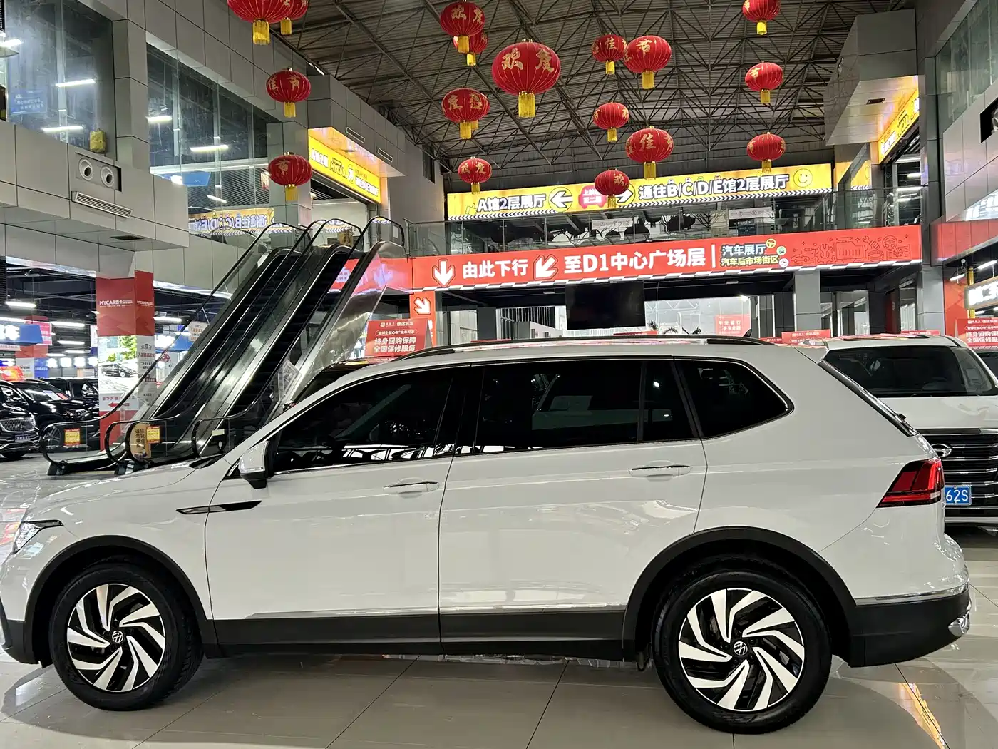 Volkswagen Tiguan L 2023 300TSI Automatic 2WD Smart Enjoyment Edition фото 20