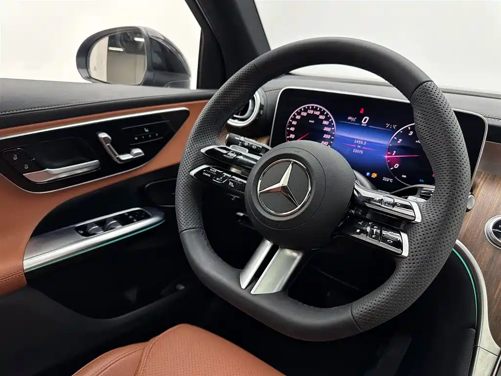 Mercedes-Benz GLC 2024 Facelift GLC 300 L 4MATIC Sport 5-seater фото 10