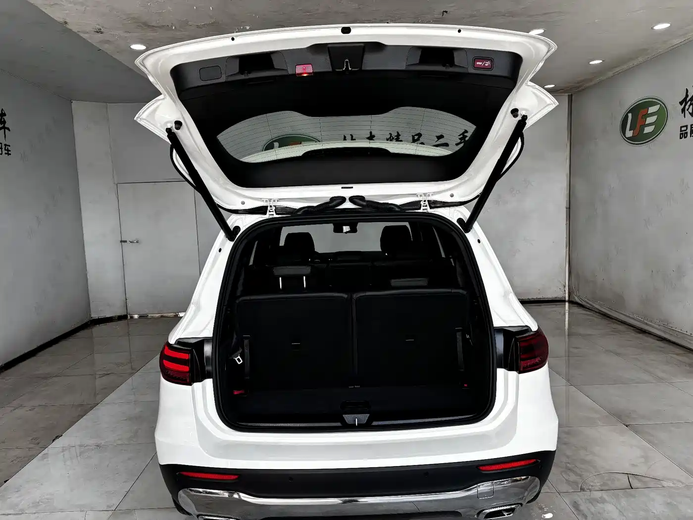 Mercedes-Benz GLB 2025 Model GLB 220 Fashion Style фото 28