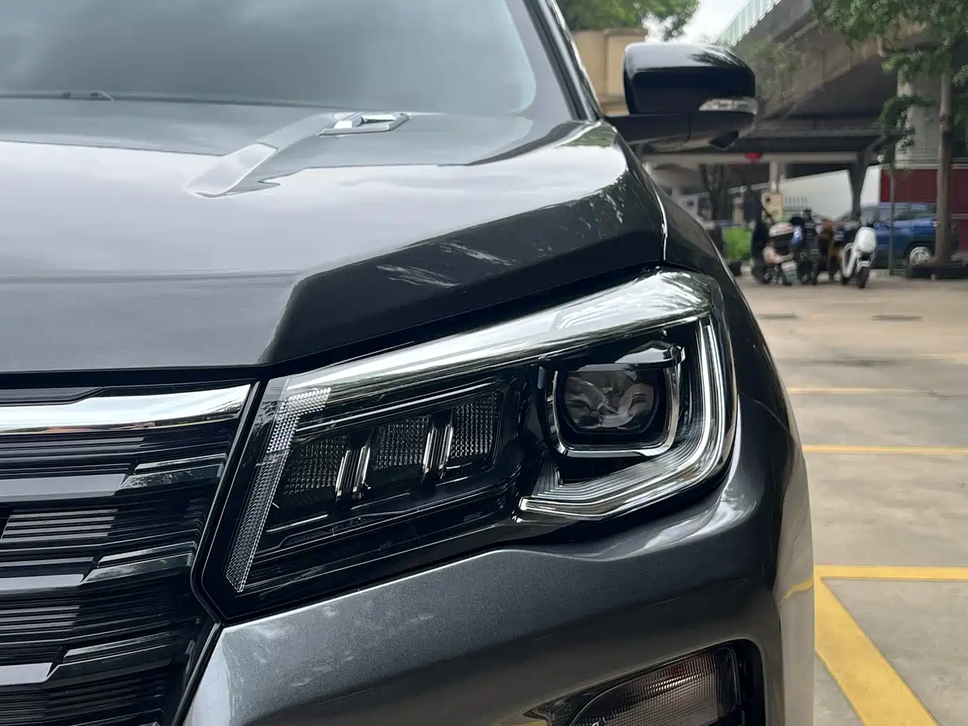 CHANGAN CS75