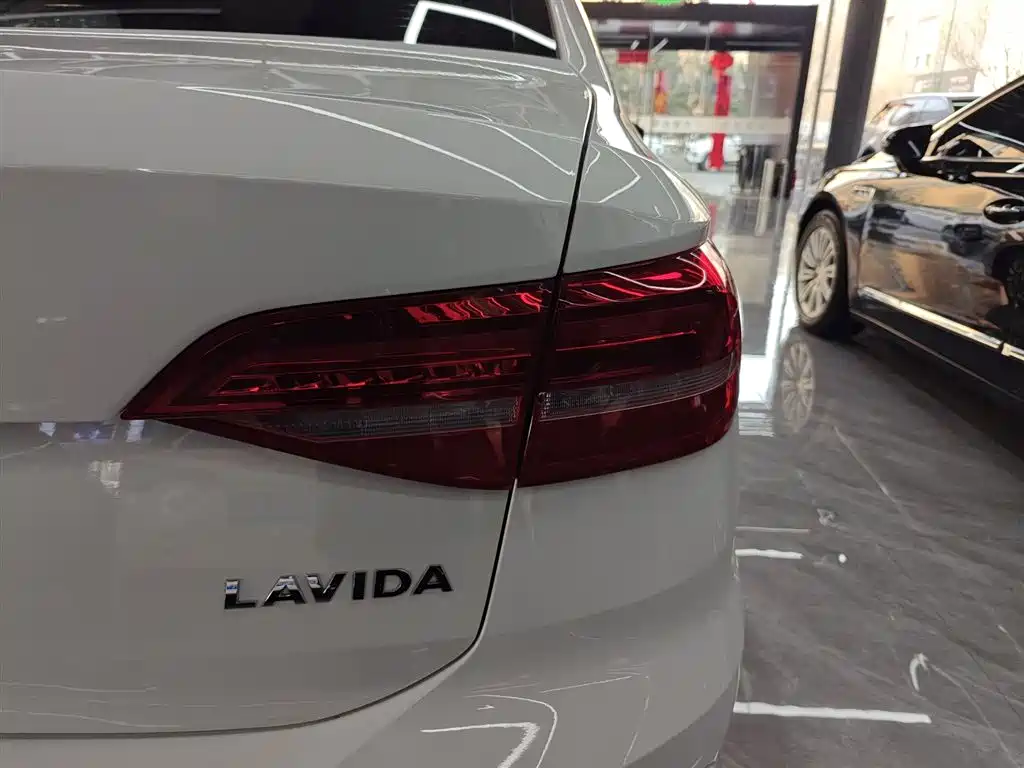 Volkswagen Lavida 2019 Lavida Start 1.5L Auto Trend (China VI) фото 8