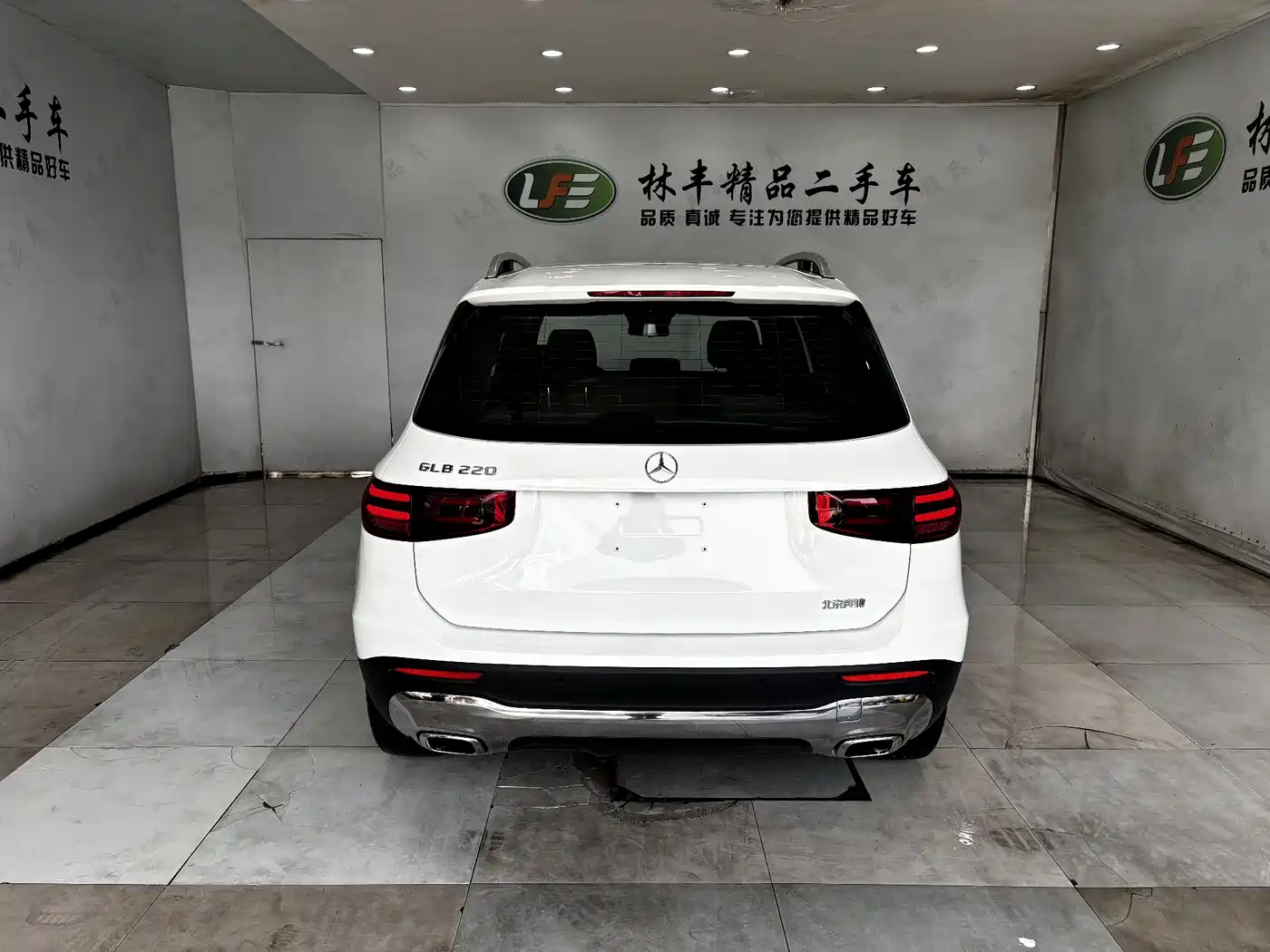 Mercedes-Benz GLB 2025 Model GLB 220 Fashion Style фото 6