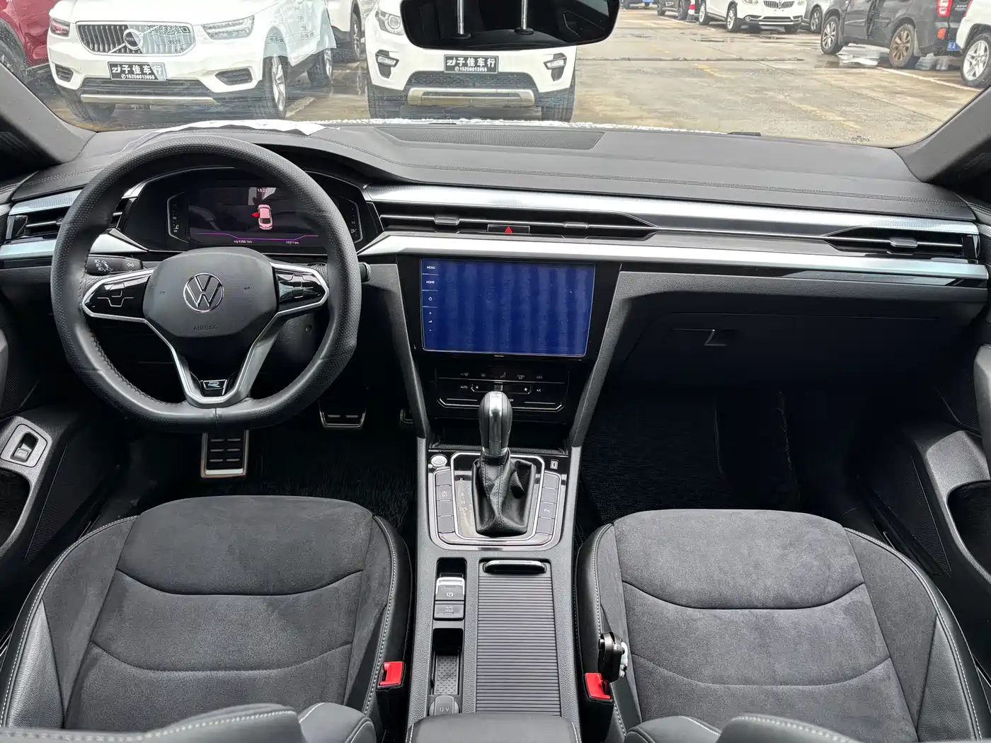 Volkswagen FAW-Volkswagen CC 2024 330TSI Dazzling Edition фото 11