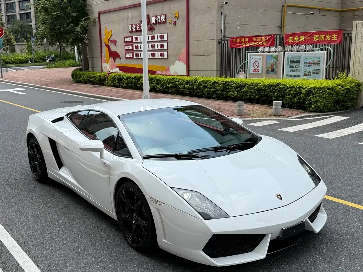 Lamborghini Gallardo 2009 2008 LP 560-4