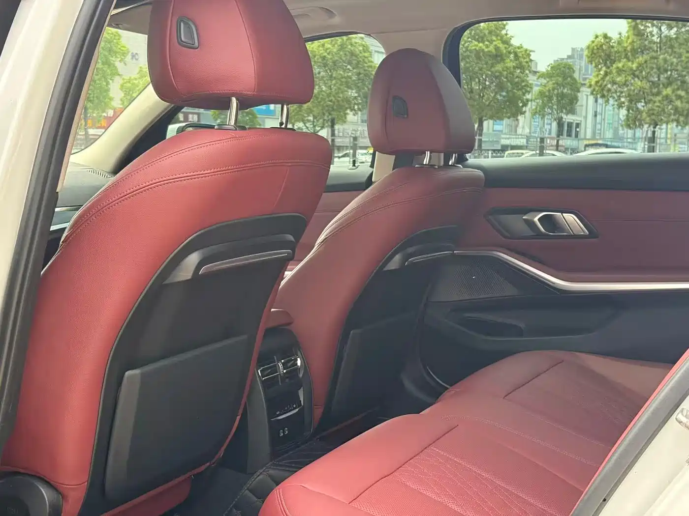 BMW 3 Series 2022 325Li M Sport Package фото 6