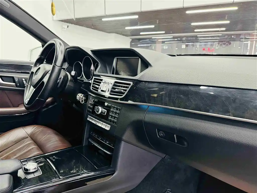 Mercedes-Benz E-Class 2014 E 260 L Sport Luxury фото 30