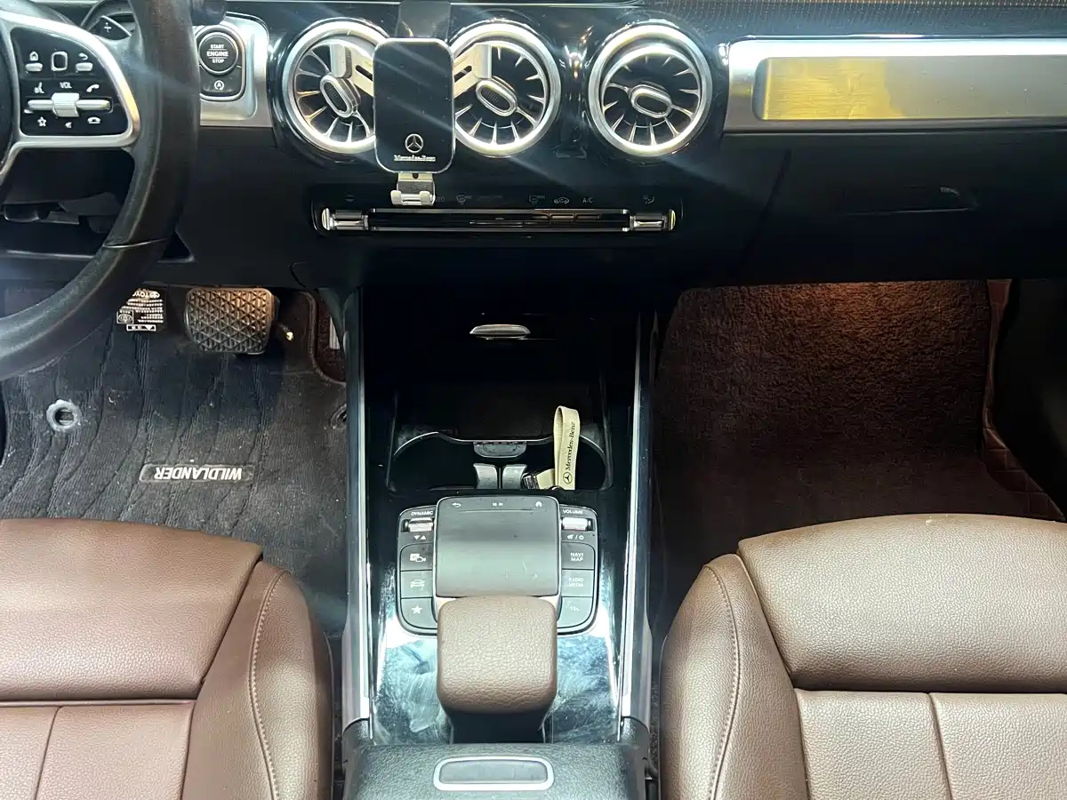 Mercedes-Benz GLB 2020 Facelift GLB 200 Style фото 14