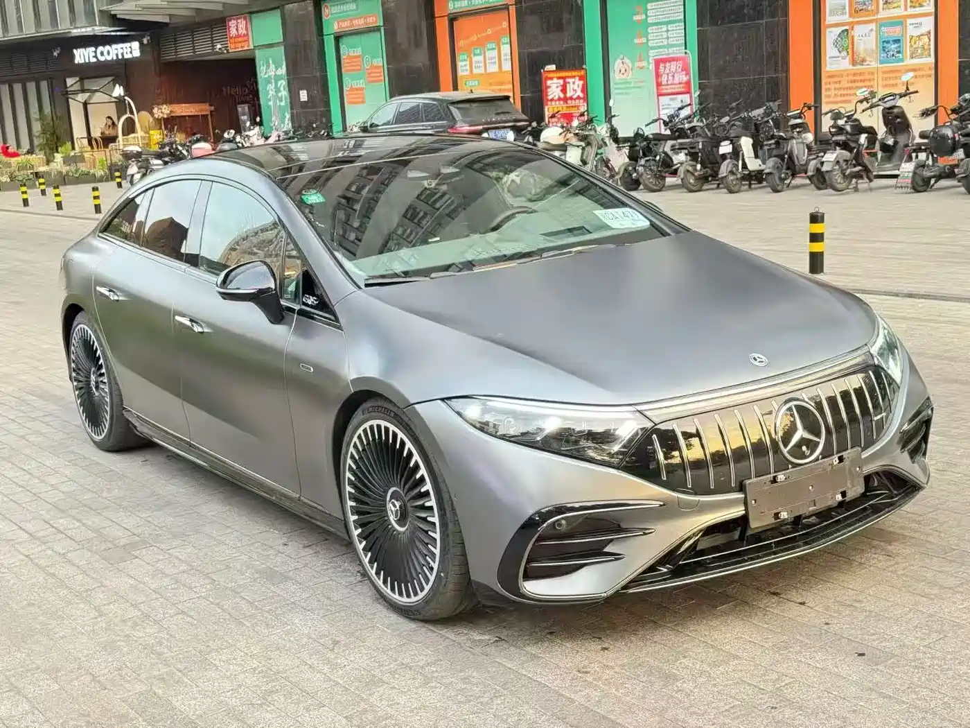 Mercedes-Benz EQS AMG 2023 AMG EQS 53 4MATIC+ фото 5