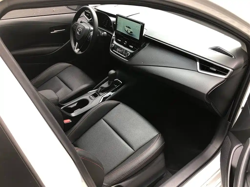 Toyota Levin 2023 Smart Hybrid 1.8L Luxury фото 8