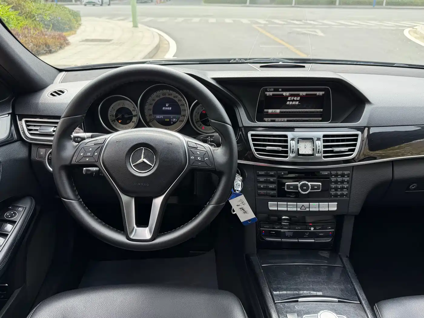 Mercedes-Benz E-Class 2014 E 260 L Sport фото 12