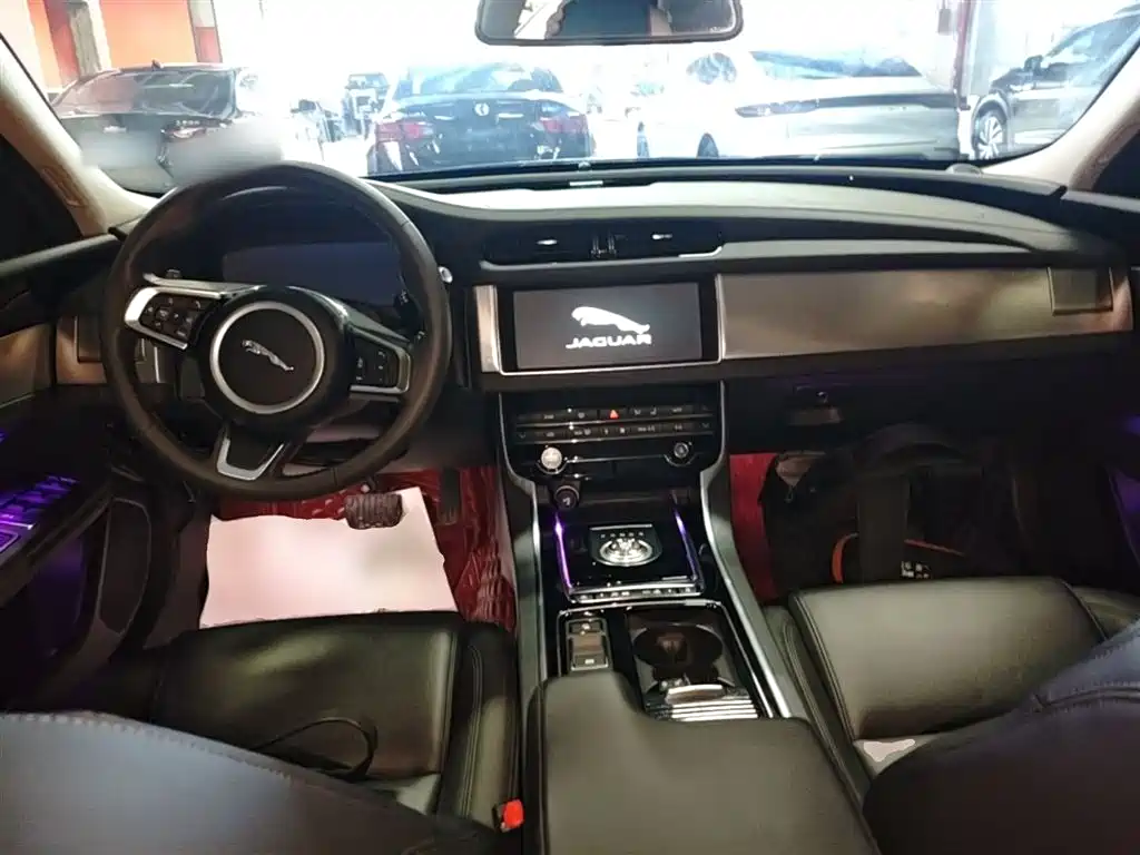 JAGUAR XFL