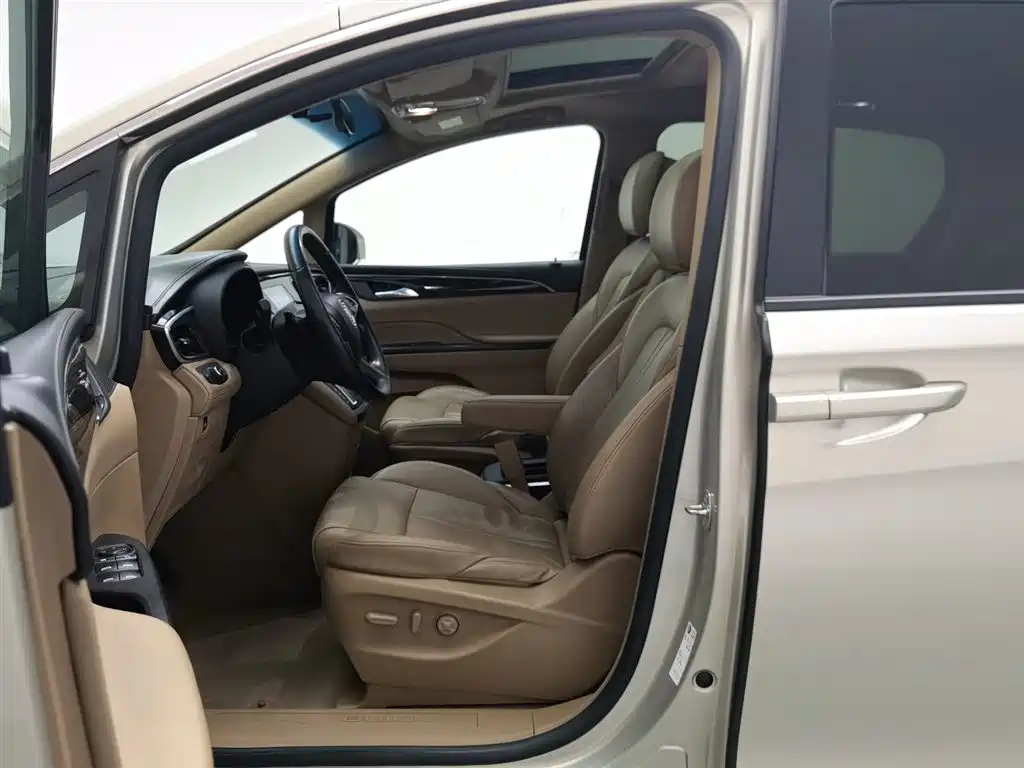 Buick GL8 2017 ES 28T Premium China V фото 10