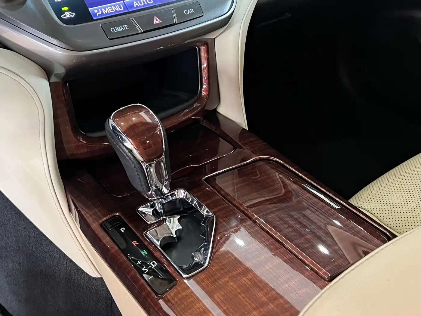 Toyota Crown 2015 2.0T Fashion фото 9