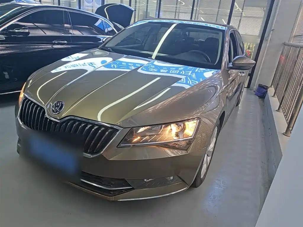 Škoda Superb 2018 TSI330 DSG Comfort Edition China V