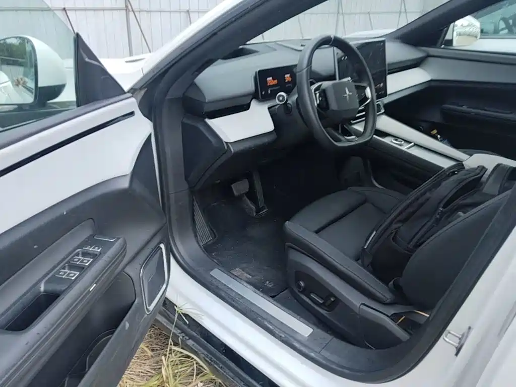Polestar 4 2024 2024 Dual Motor Long Range PLUS Twin-Star Connected Edition