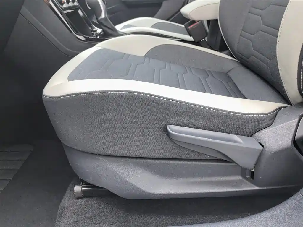 Volkswagen Tharu 2025 Model Rising Star 300TSI Aspiration Edition фото 20